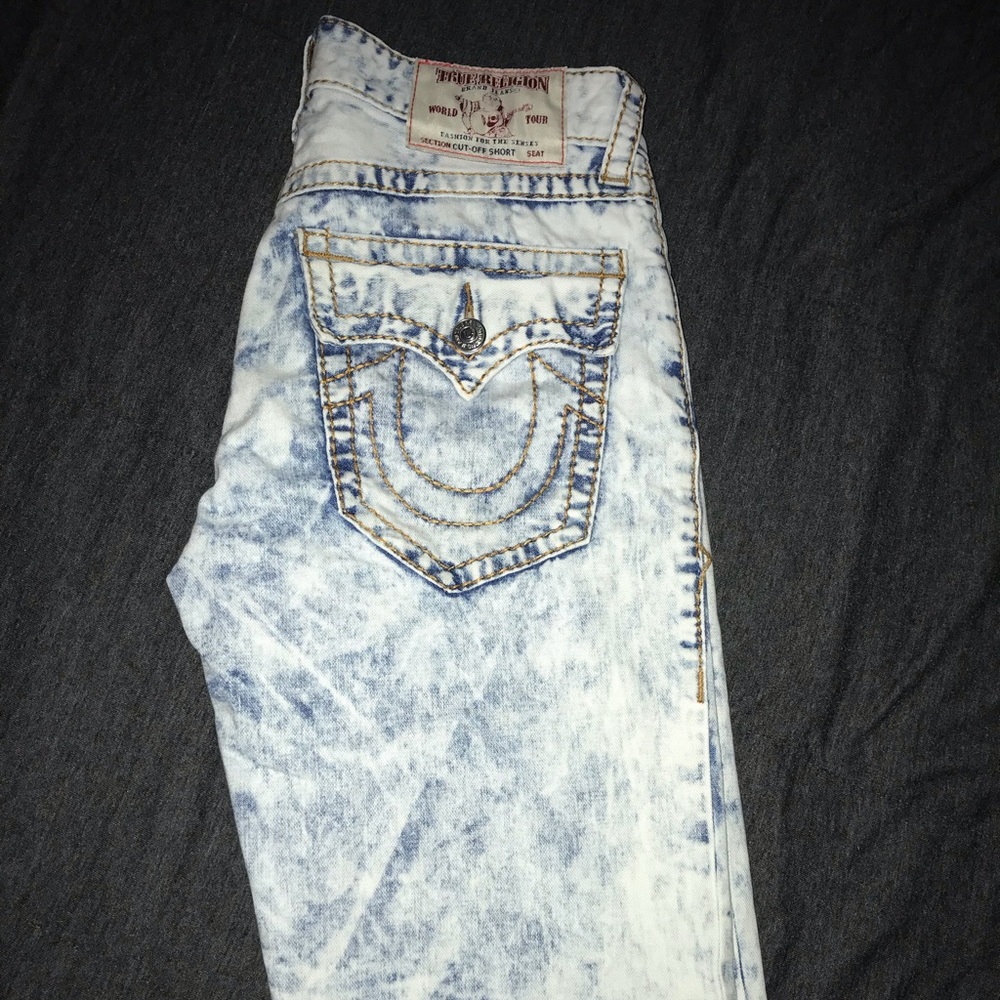 🔥TRUE RELIGION SHORTS🔥
